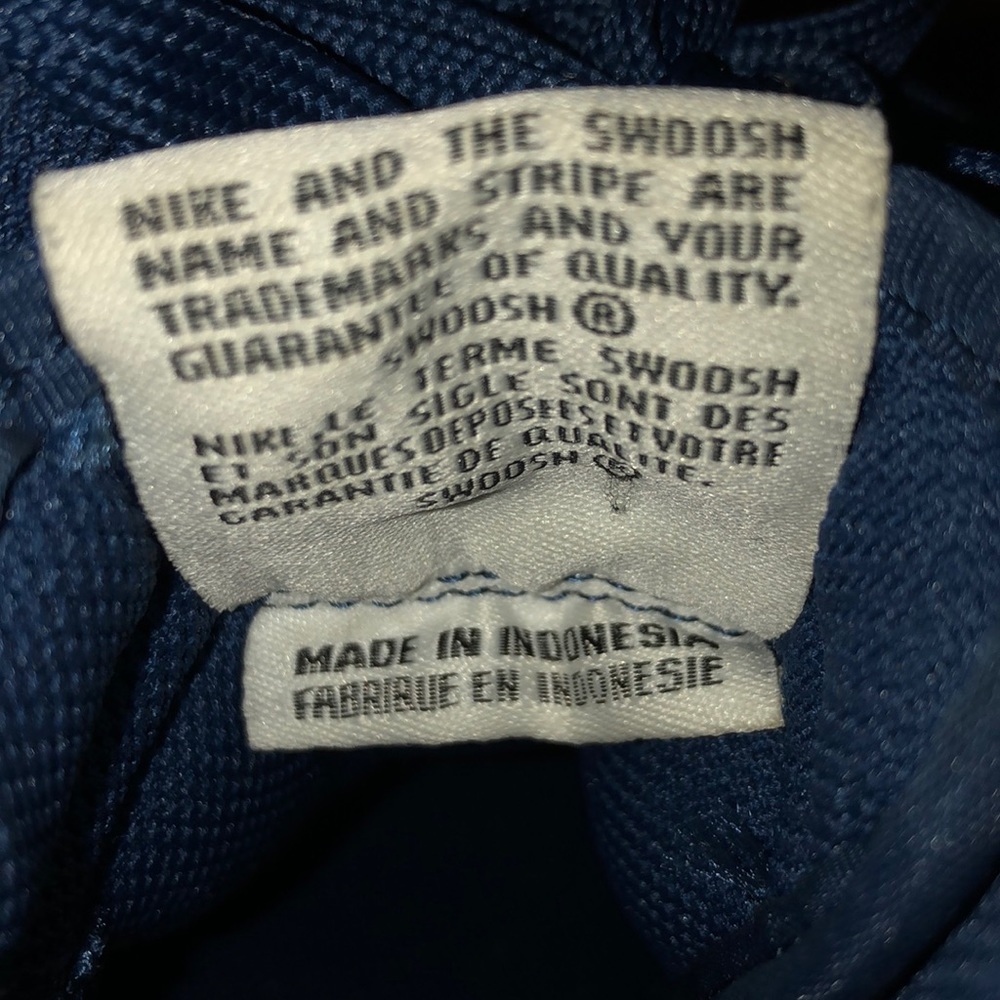 Nike Air Force 1 With Velcro Strap - Picture 8 of 8